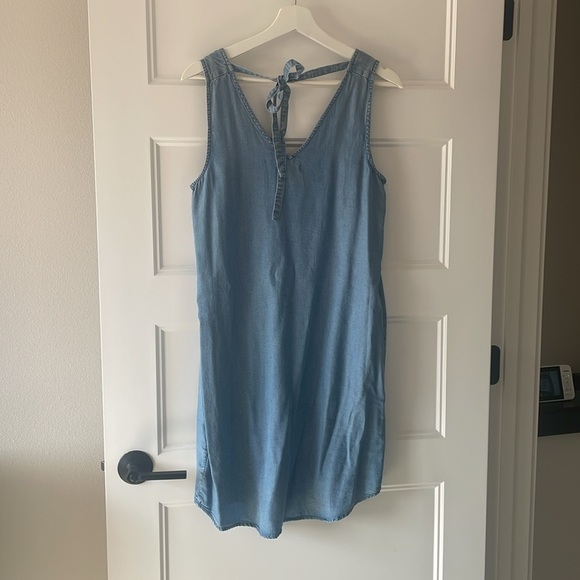 GAP Size Small Denim Chambray Open-Back Dress - Picture 5 of 7